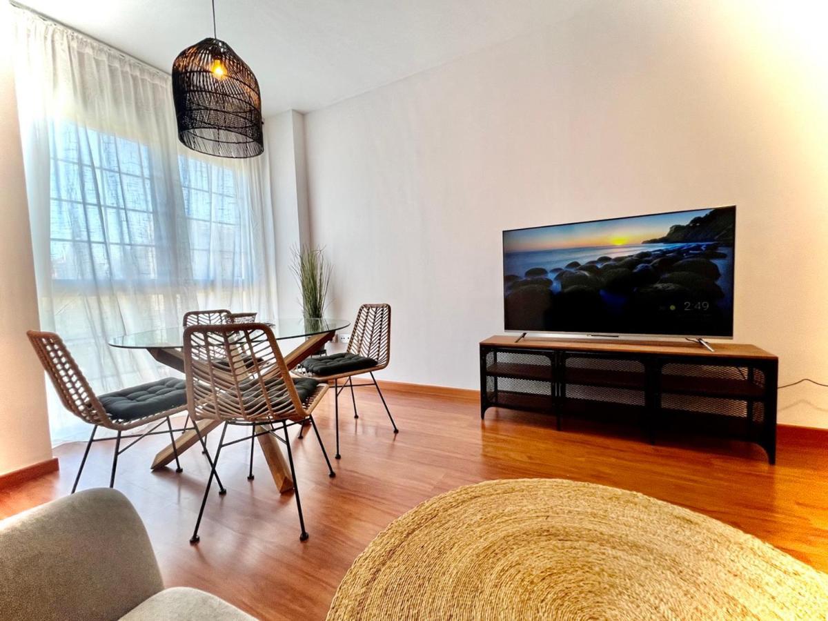 Homely Malaga Av Rosaleda Centro Historico Ngoại thất bức ảnh