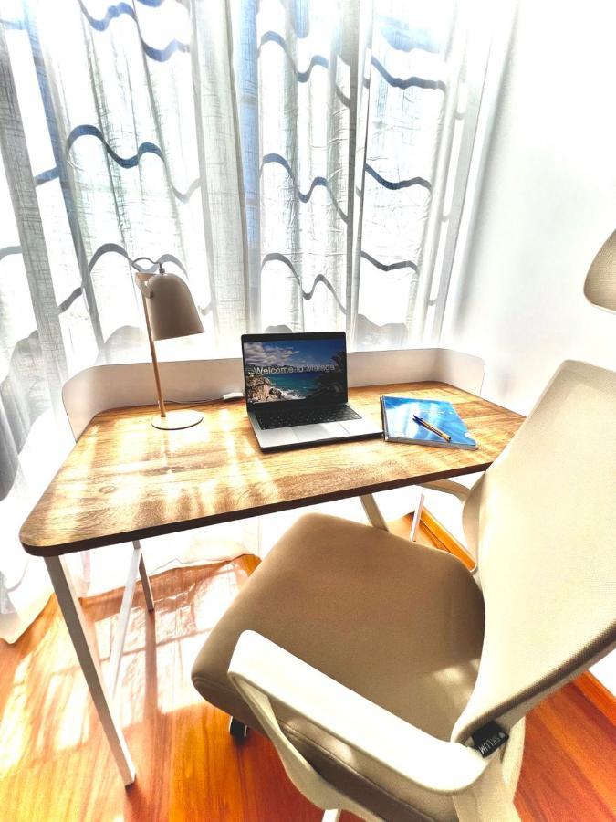 Homely Malaga Av Rosaleda Centro Historico Ngoại thất bức ảnh